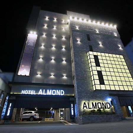 Masan Almond Hotel Changwon Exterior foto